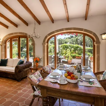 Mirlo Canta By Interhome